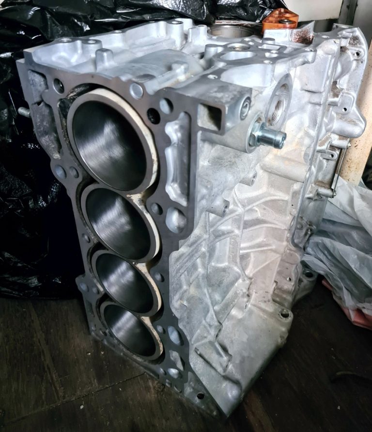 Honda K24A2 Engine Block Red Sun Imports Aruba